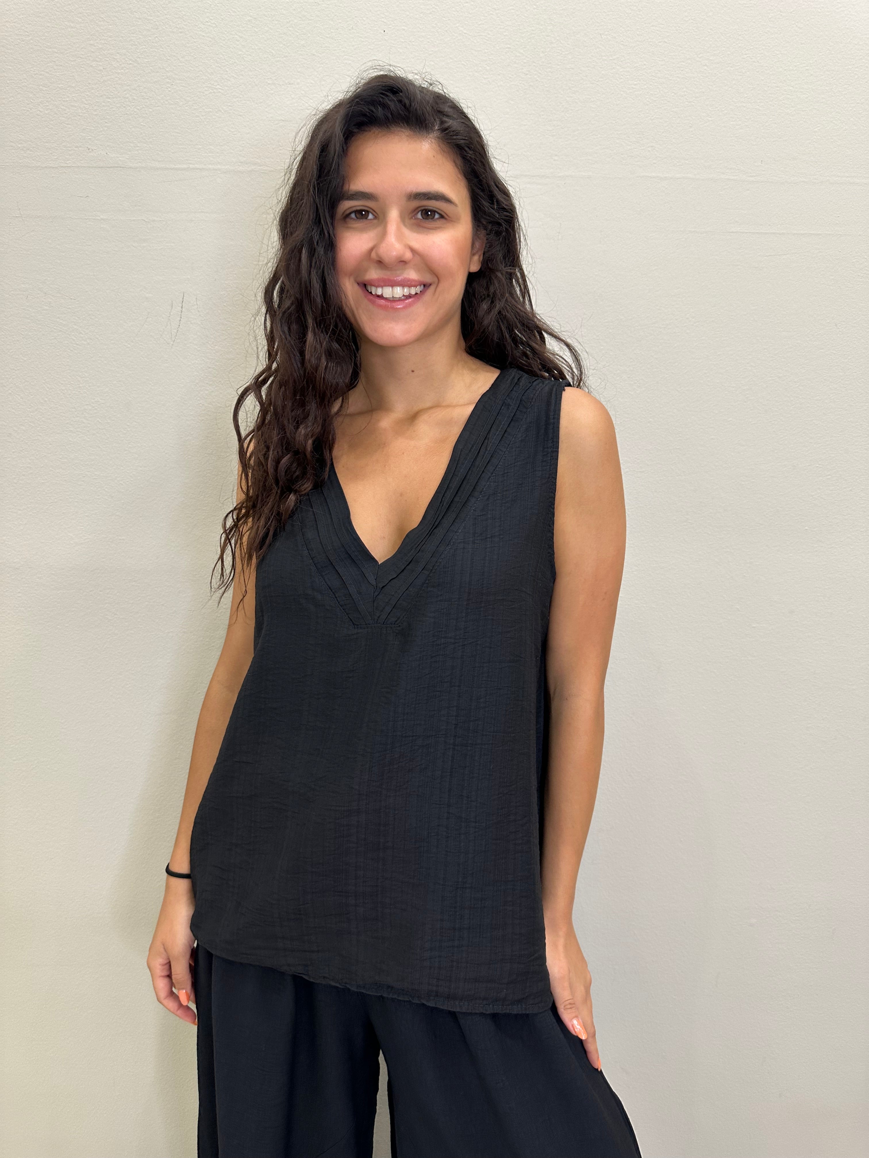 New Vella Top