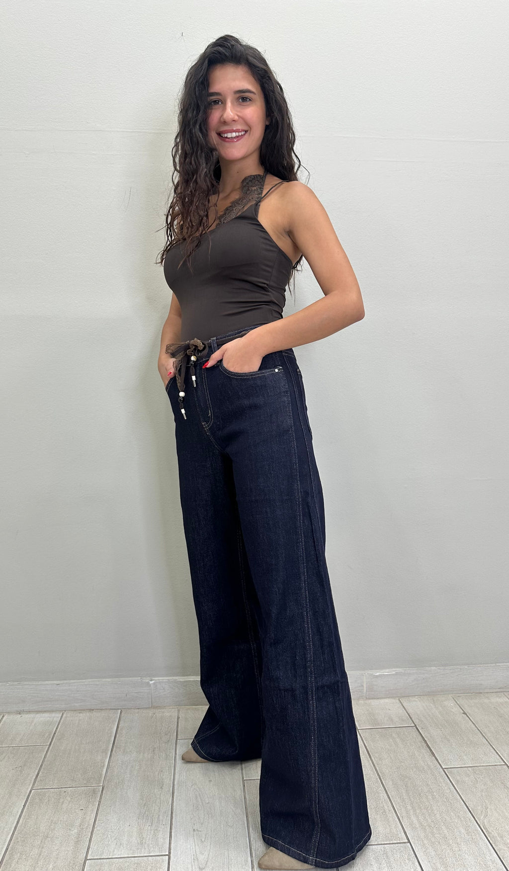 Amelie Lace Jean