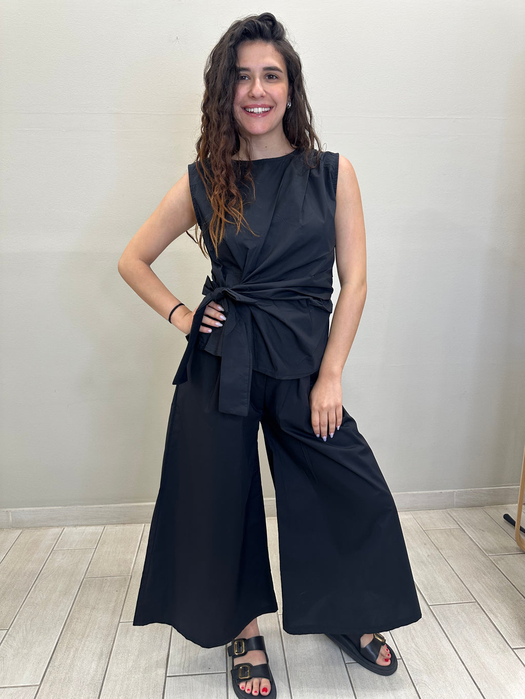 New Melanie Pant